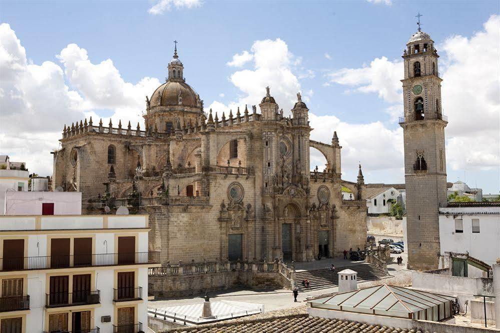 Bellas Artes Catedral Jerez de la Frontera Exterior foto